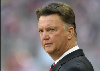 Van Khal passed cancer